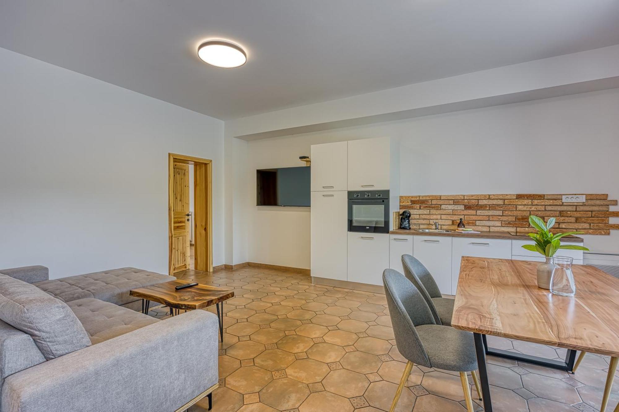 Vila Lisjak - Apartments Подчетртек Номер фото