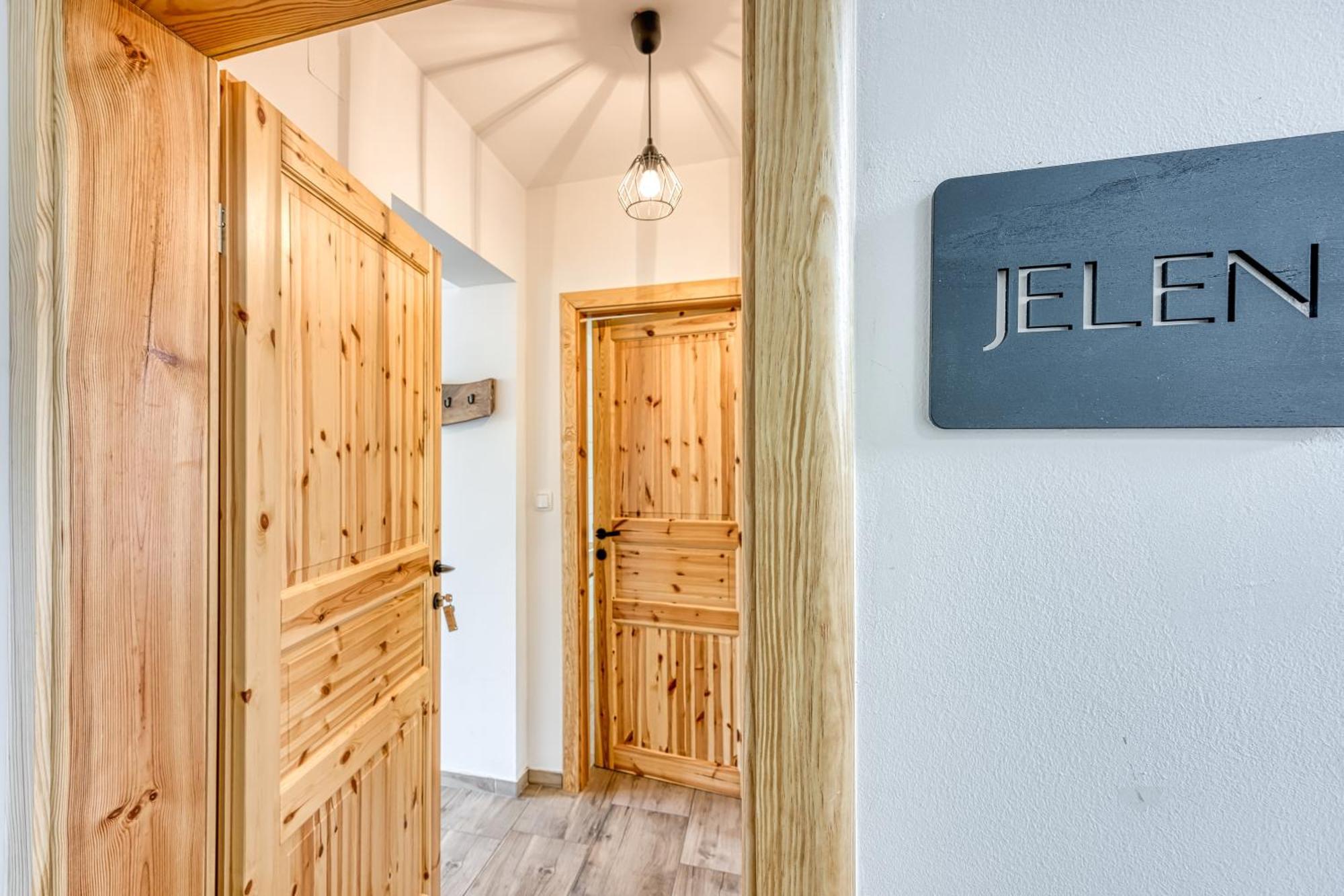 Vila Lisjak - Apartments Подчетртек Екстер'єр фото
